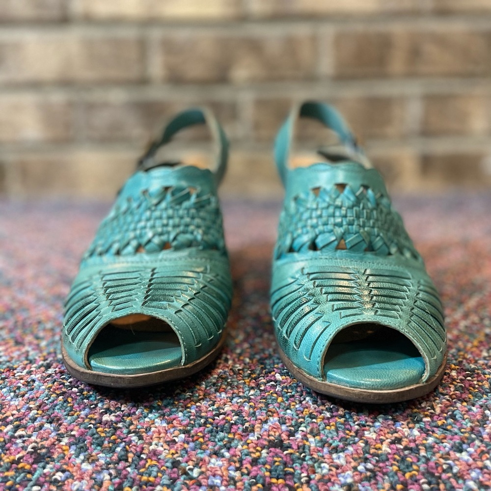 Women’s 8.5 wedge